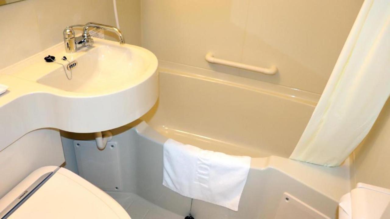 Toyoko Inn Osaka Hankyu Juso-Eki Nishi-Guchi No.2 Exteriér fotografie