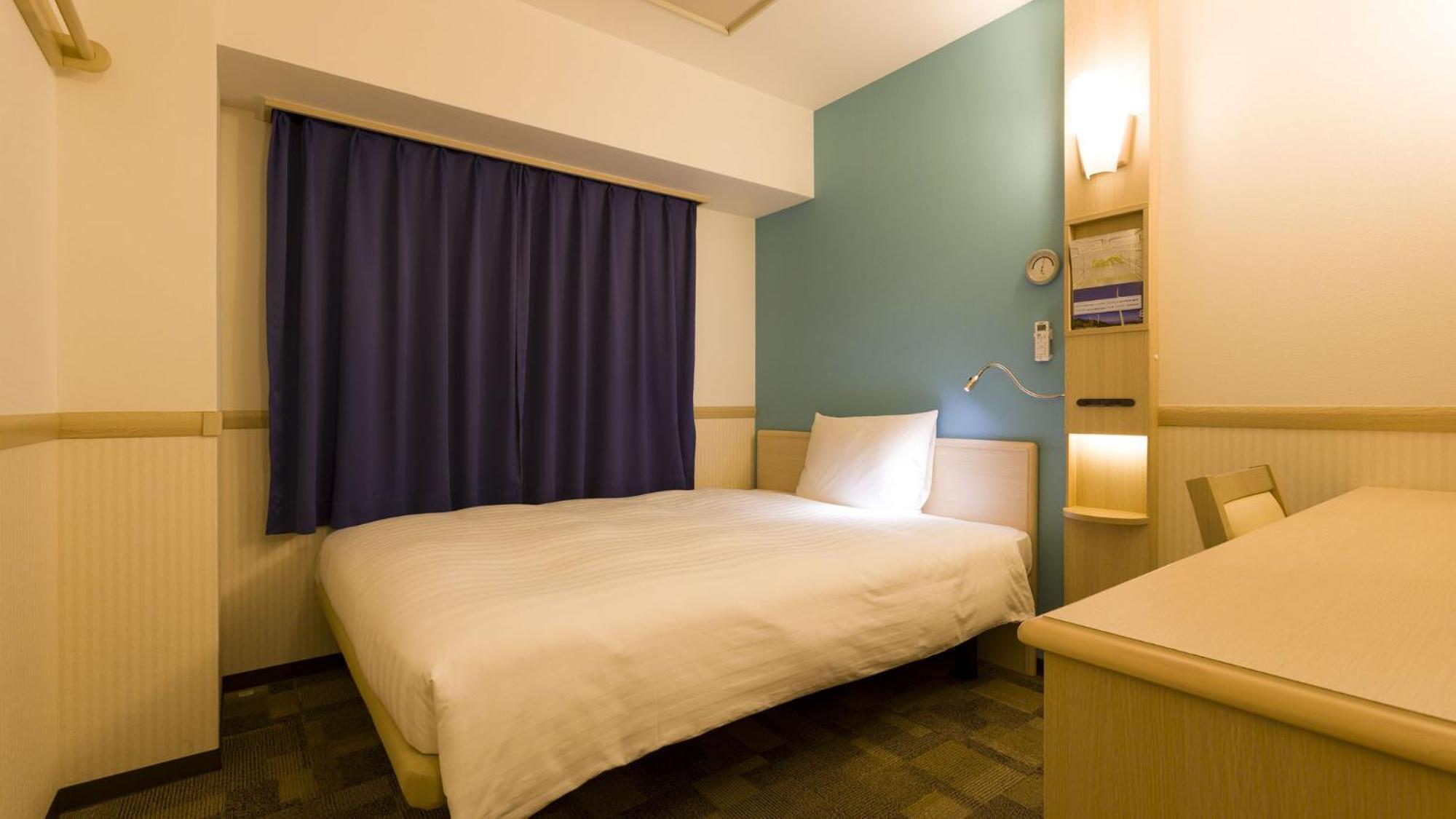 Toyoko Inn Osaka Hankyu Juso-Eki Nishi-Guchi No.2 Pokoj fotografie